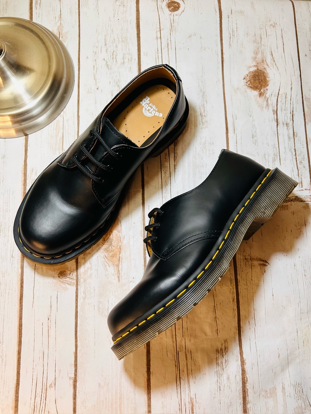Dr. Marten’s Black Leather Oxford Shoes Style #1461 Women’s Size 9